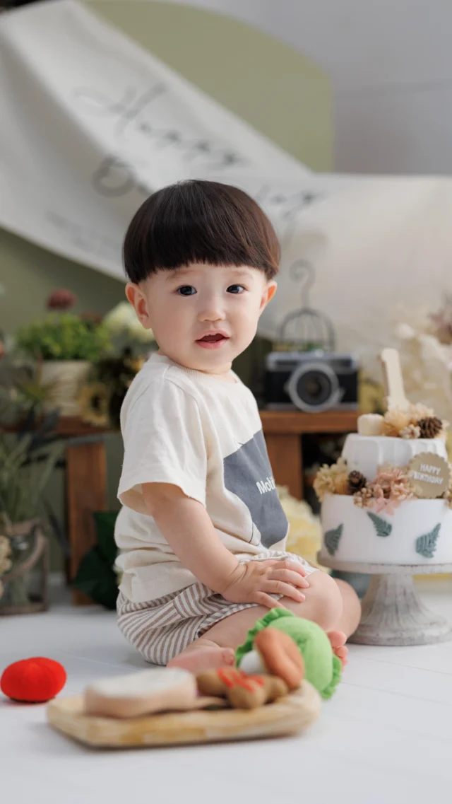 スタジオ紹介📸

お部屋🌿.∘

小さい子メインのお部屋です🫶

#三愛フォトスタジオ倉敷店  #記念写真  #スタジオ撮影  #記念撮影  #倉敷写真館  #衣装レンタル  #岡山写真館 #フォトスタジオ 

－－－－－－－－－－－－－－－－－
三愛フォトスタジオ倉敷店📕

倉敷市平田81-4

TEL⇒086-434-3050
Web⇒http://www.sanaiphoto.co.jp

営業時間
9:30~18:30

－－－－－－－－－－－－－－－－－